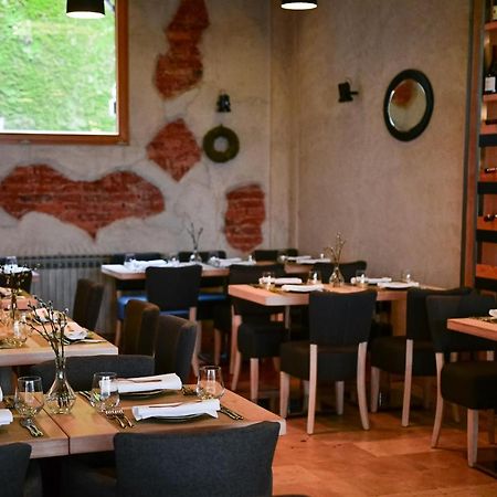 Pod Zidom Rooms Zagabria Esterno foto