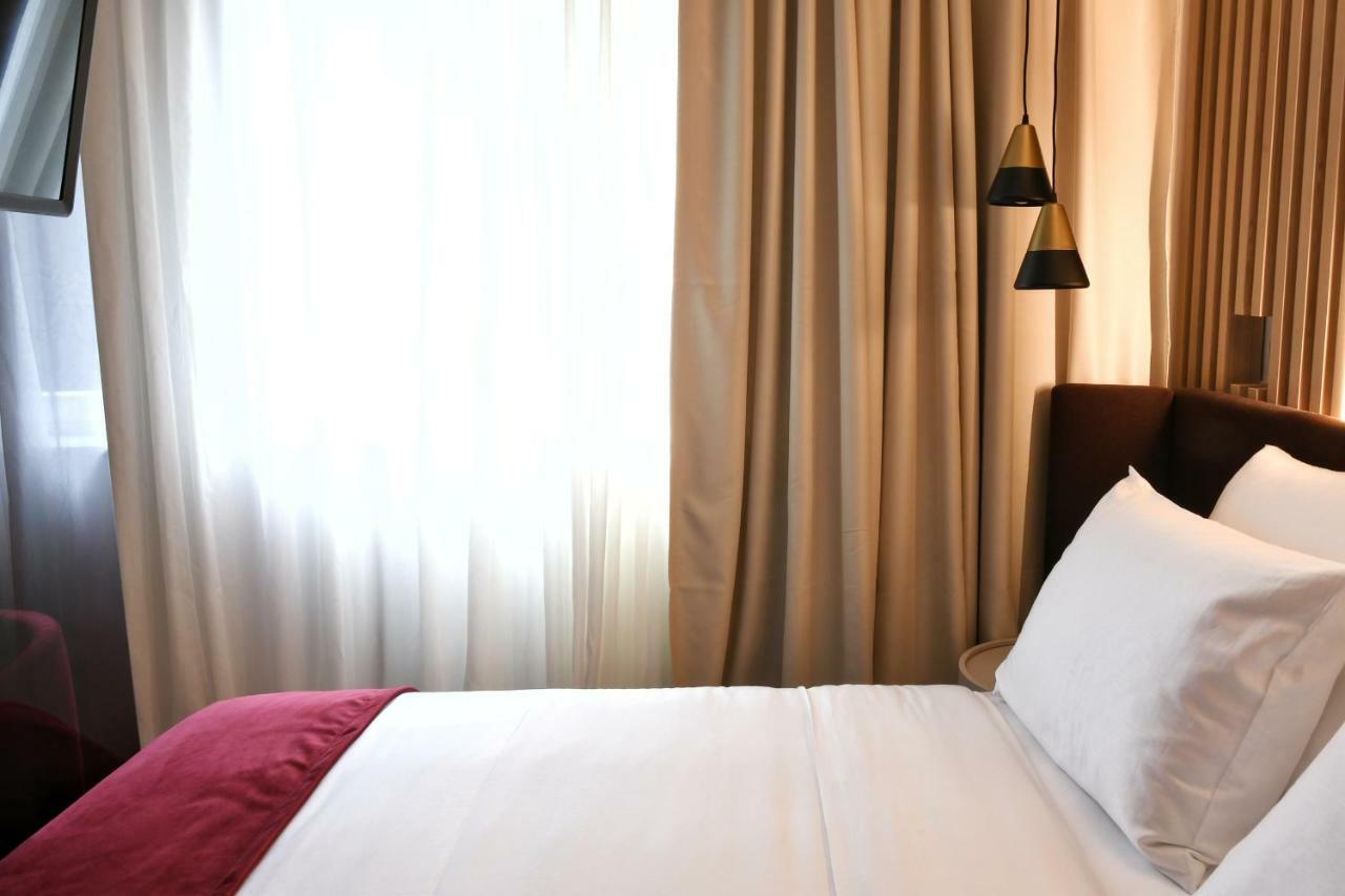 Pod Zidom Rooms Zagabria Esterno foto